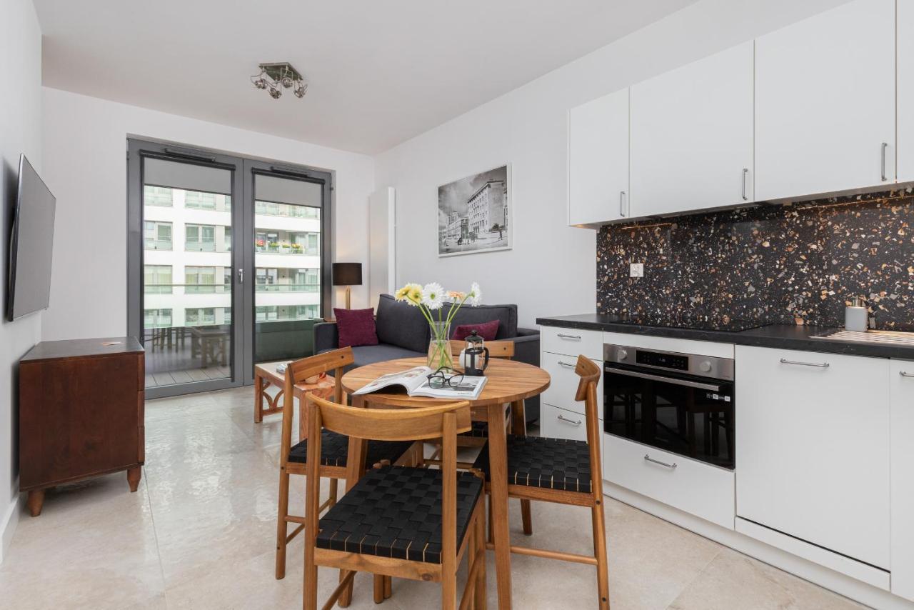 Plac Unii Apartment Gdynia City Centre By Noclegi Renters Zewnętrze zdjęcie